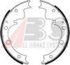 IVECO 1906151 Brake Shoe Set